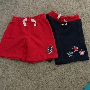 2 cotton boys shorts made by Garanimals size 2t very cute great condition